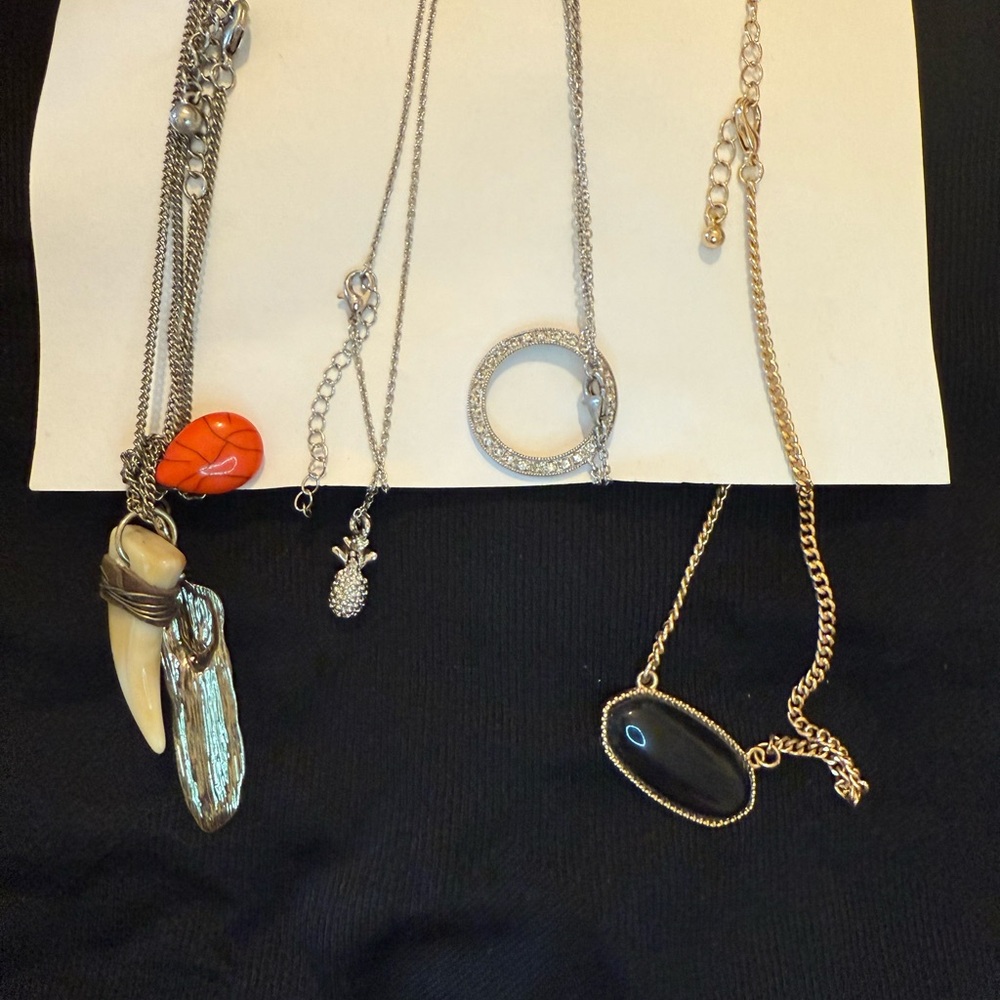 Elegant Silver and Gold Necklace Set